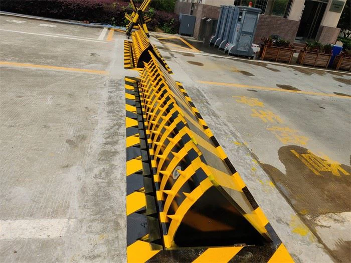 GS Roadblocker Traffic Road Blocker